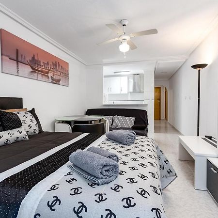 Studio Playa Del Cura Torrevieja Exterior photo