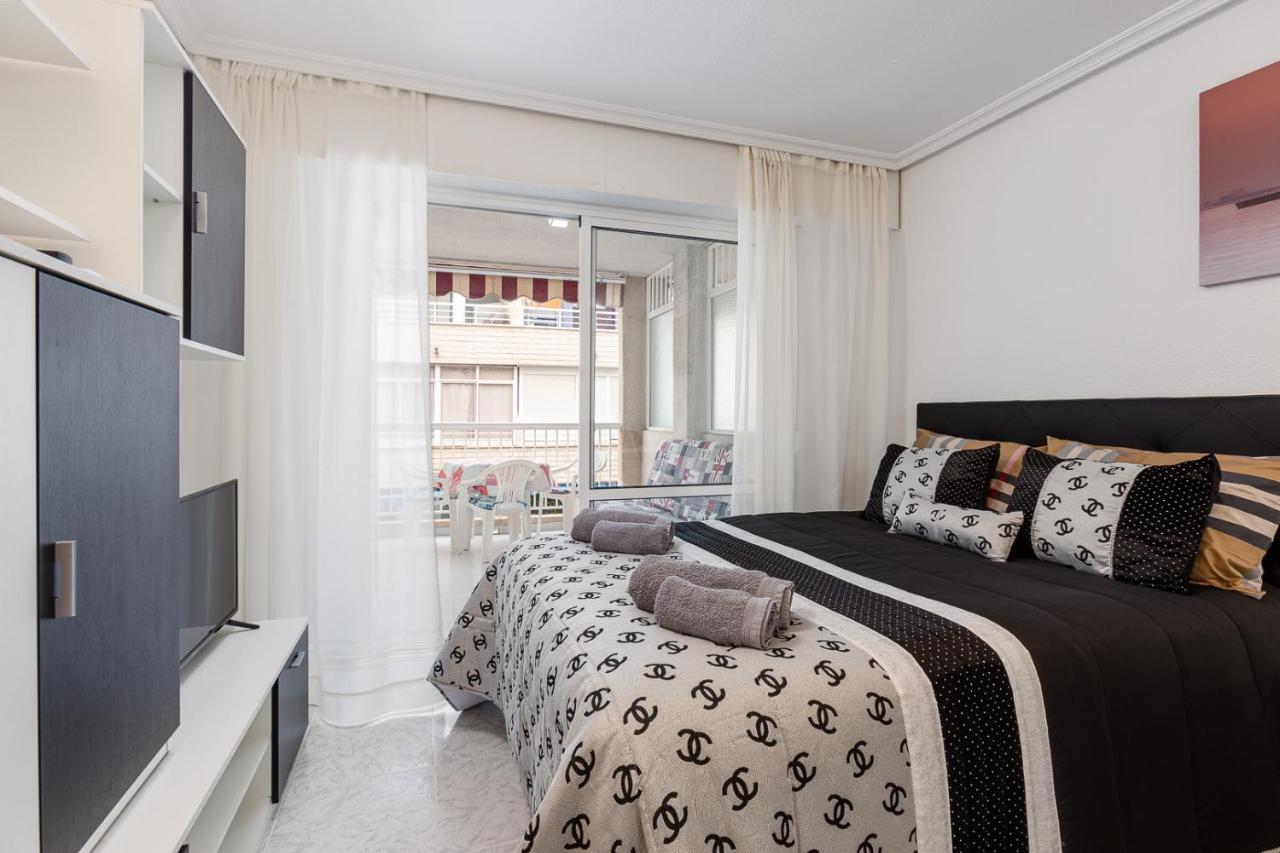 Studio Playa Del Cura Torrevieja Exterior photo
